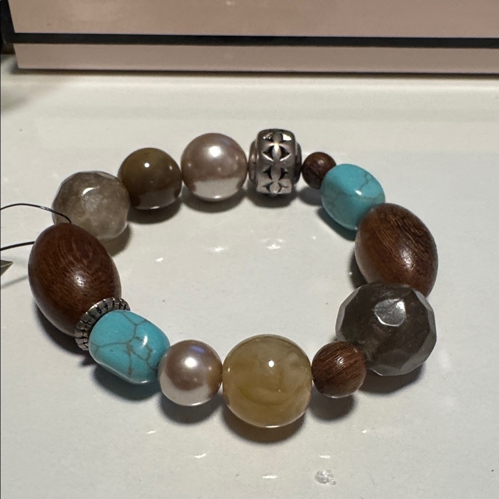 Chico’s Stretch Beaded Bracelet NWT. (BR222) - Picture 4 of 9